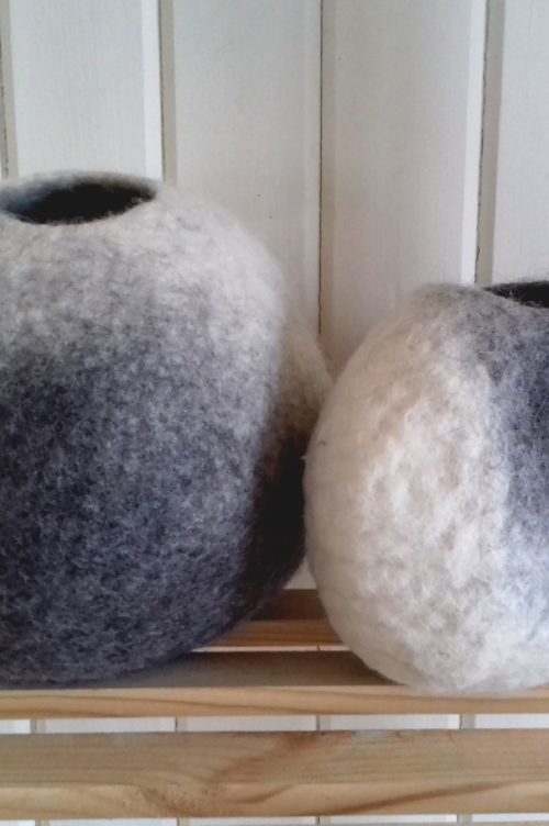 Felted Vases Grey/White