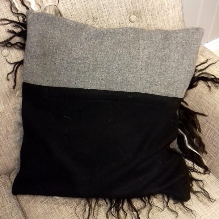 Handmade "vegetarian sheepskin" pillowcase - Image 5