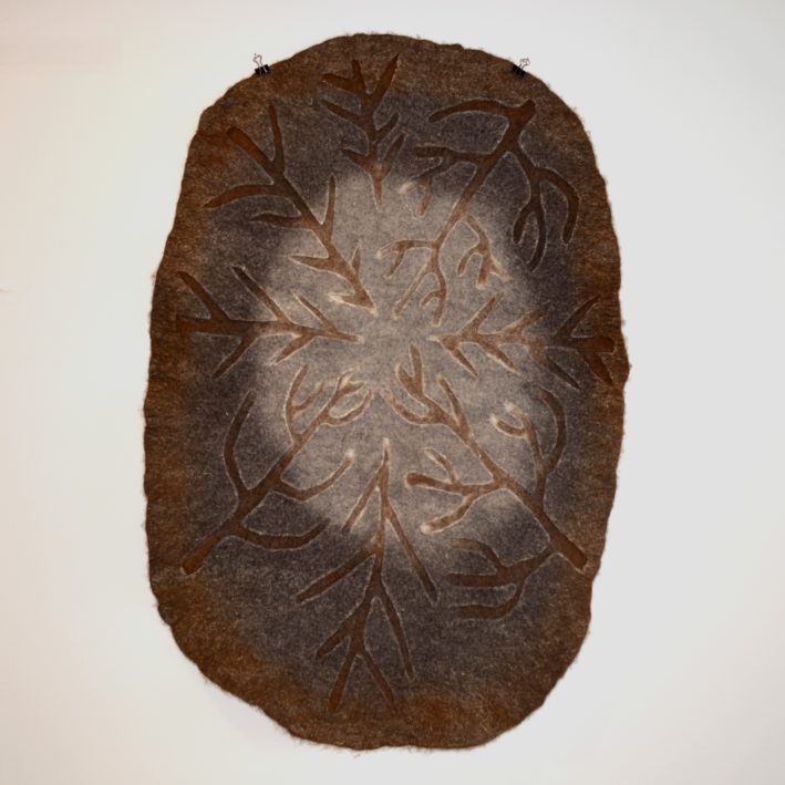 Felted wall hanging/table dekoration - Image 5