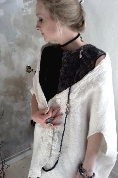 Cape, art clothing