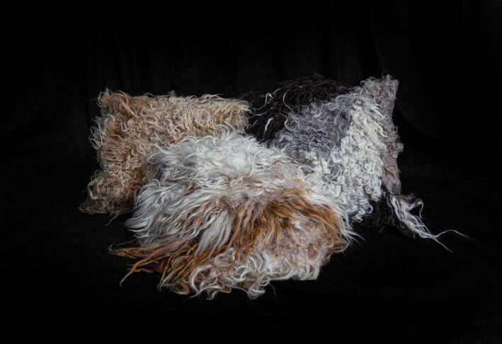 Handmade "vegetarian sheepskin" pillowcase - Image 4